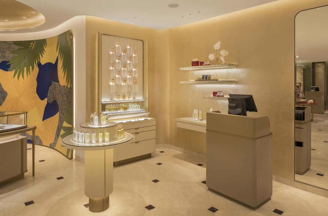 Cartier Debuts Boutique Store In Haikou Meilan Airport