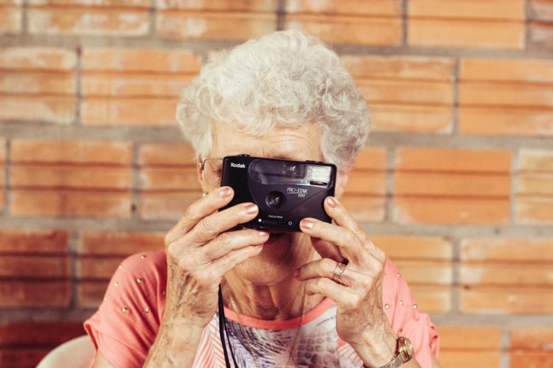 Digital transformation among elderly. Credit: Unsplash