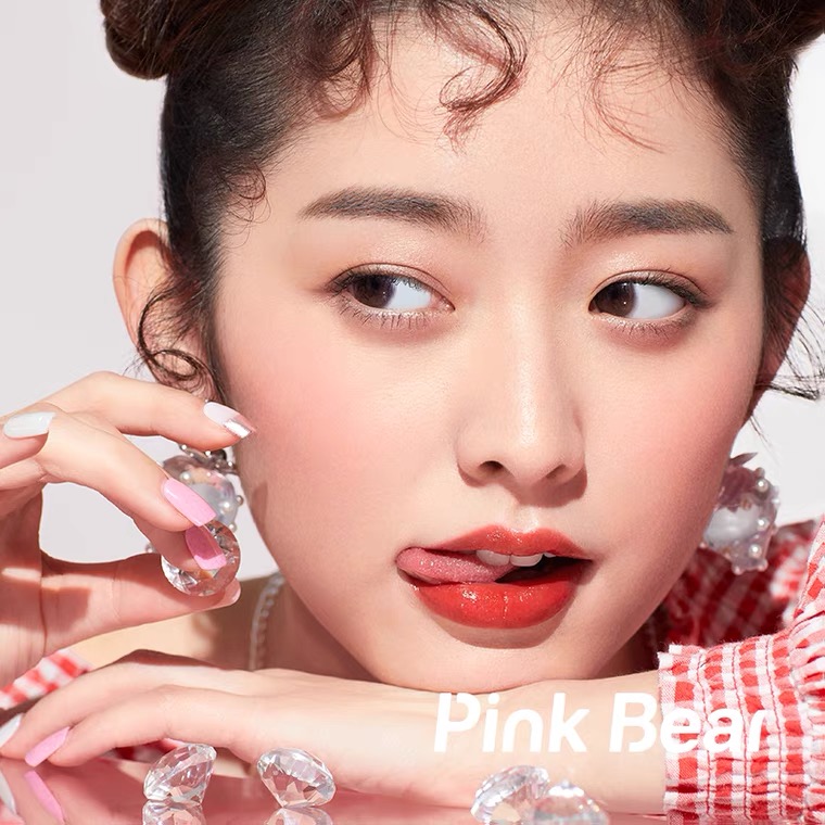 China's new cosmetics brand Pink Bear