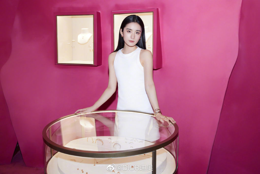 Dior Unveiled Its New Bella Pop-up Boutique In Taiwan - Luxferity Magazine