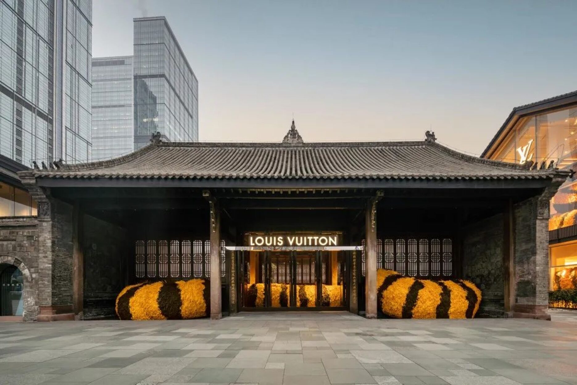 Louis Vuitton Opens The Hall, Its First Restaurant in China – WindowsWear