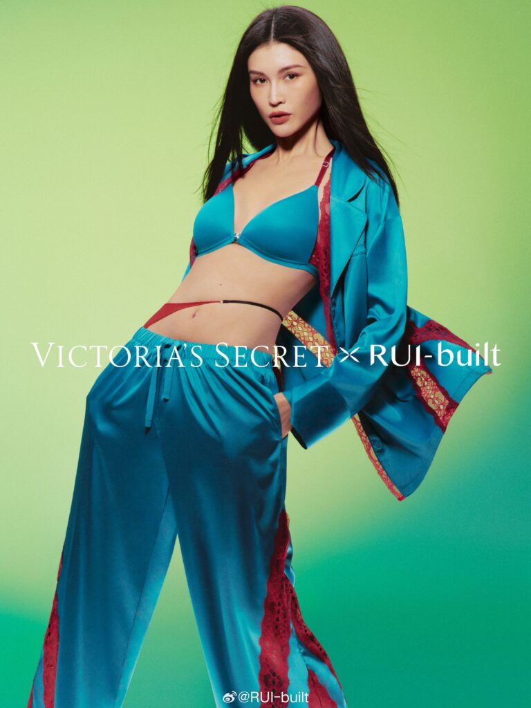 Credit: Victoria's Secret/Weibo