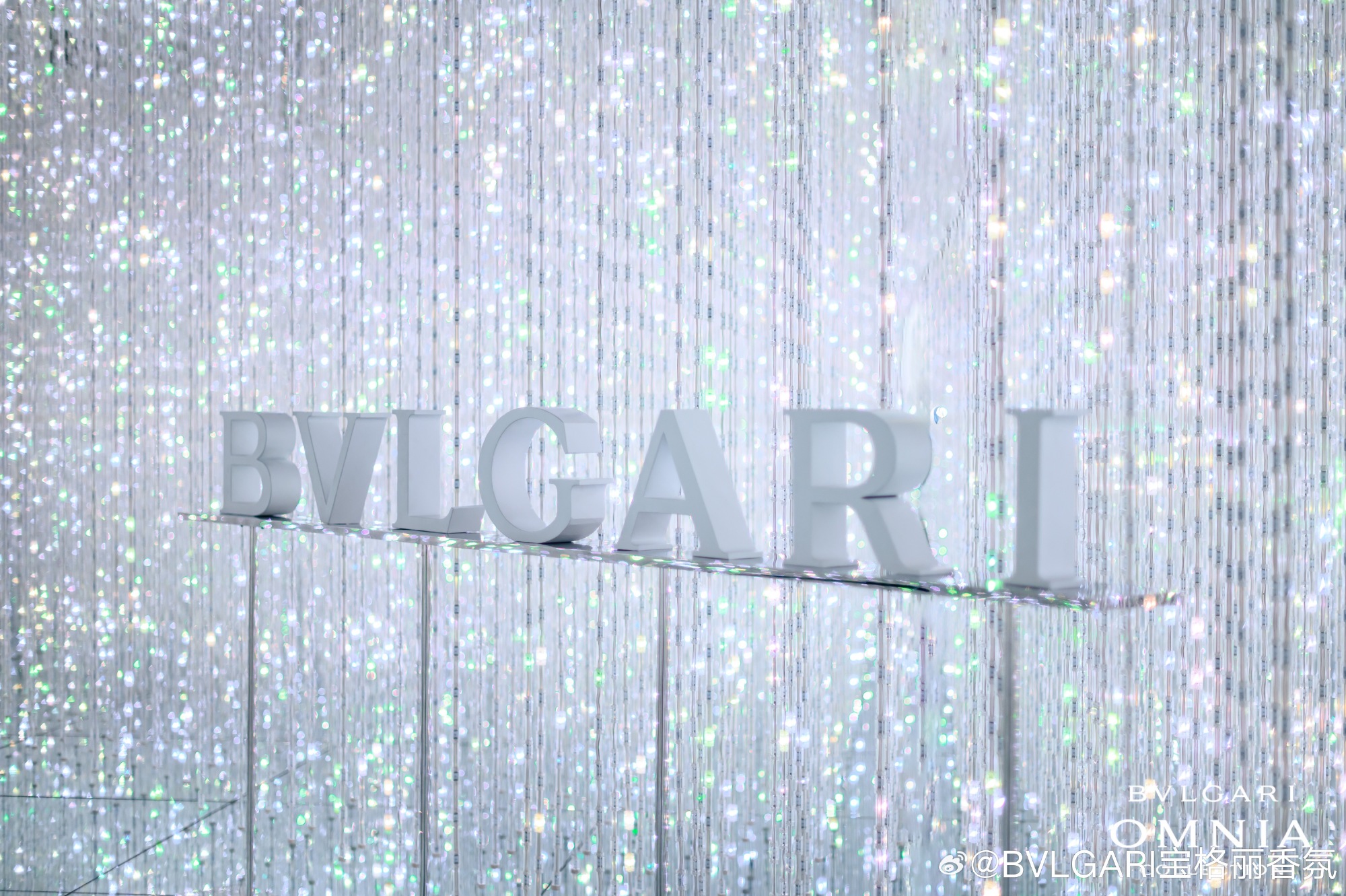 Bulgari Fragrance dazzles with star-studded exhibition in Shanghai