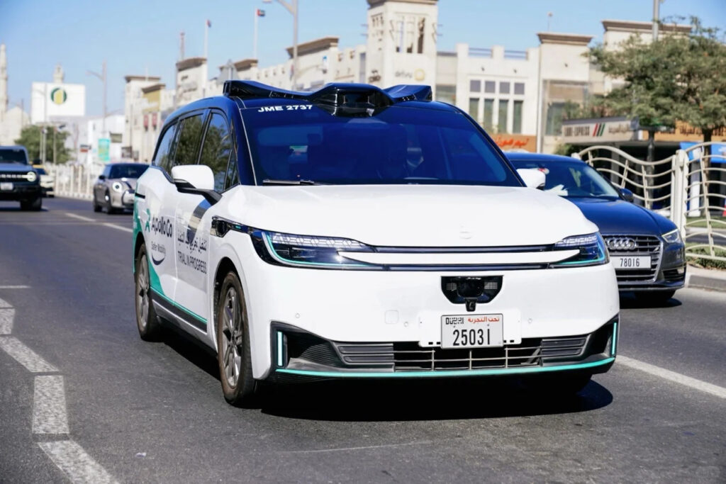 Baidu robotaxi dubai