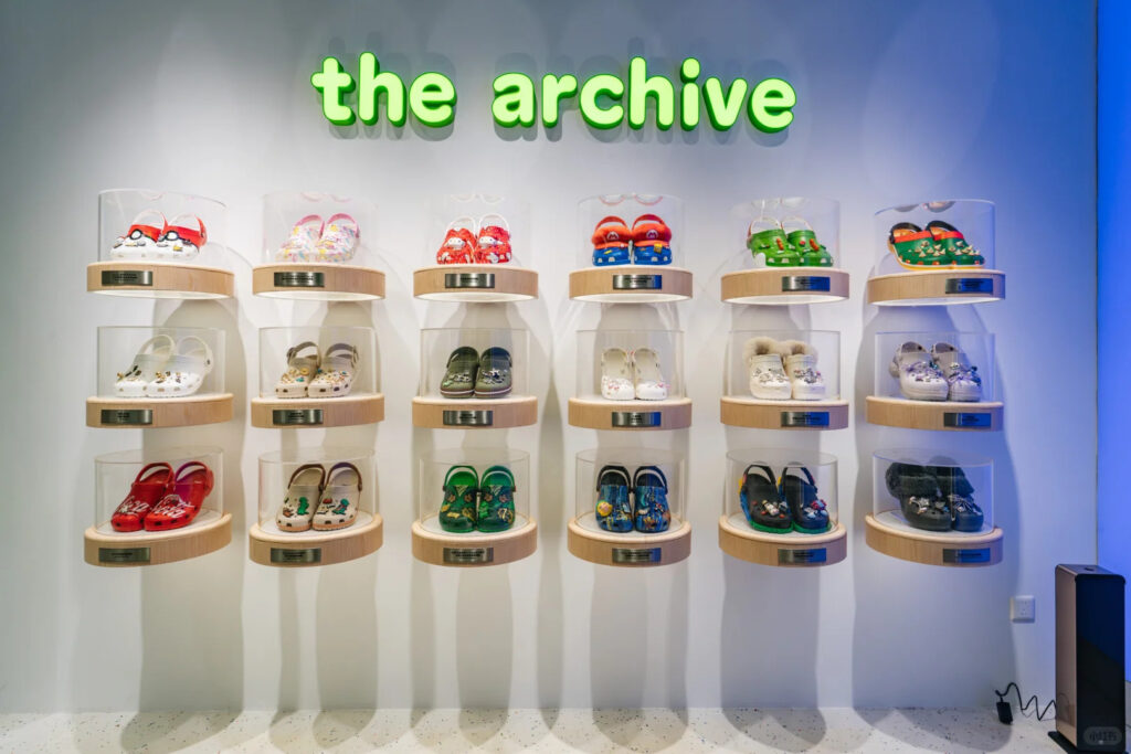 Crocs experiential store