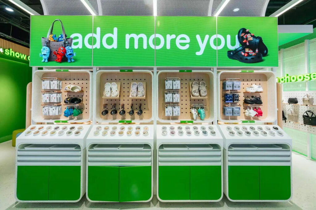 Crocs experiential store