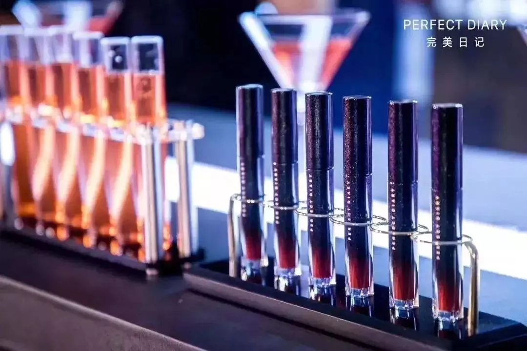 Cosmetics company Yatsen lists on NY stock exchange