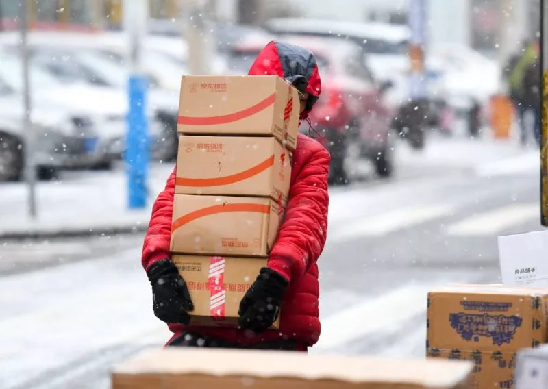 JD.com employee. Credit: JD