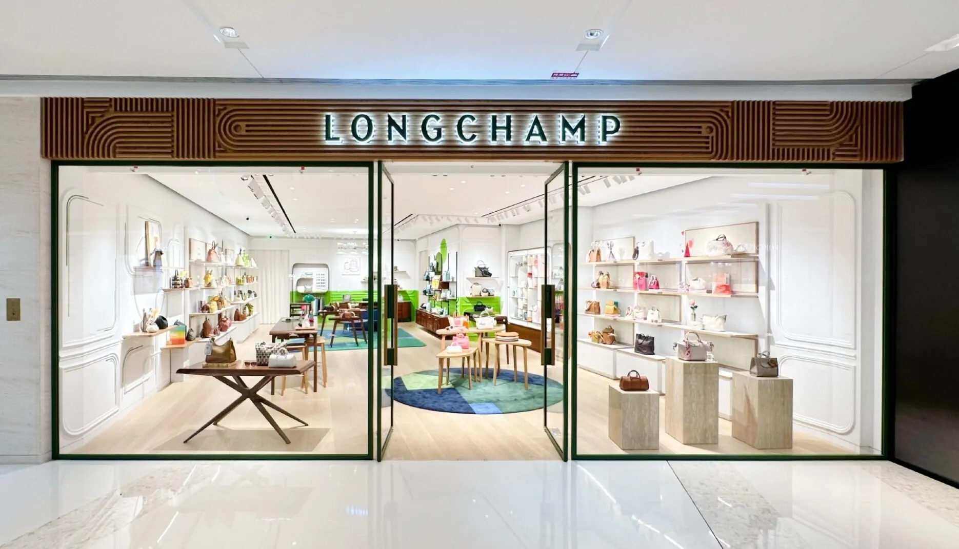 Credit: Longchamp/Weibo