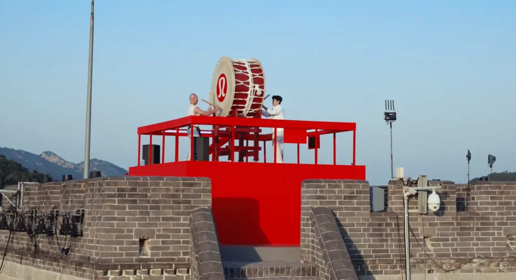 Lululemon great wall backlash 
